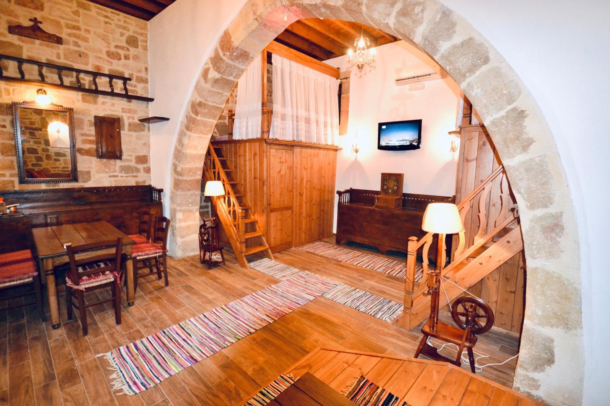 Villa Patitiri Traditional House With Hot Tub Archangelos  Eksteriør bilde