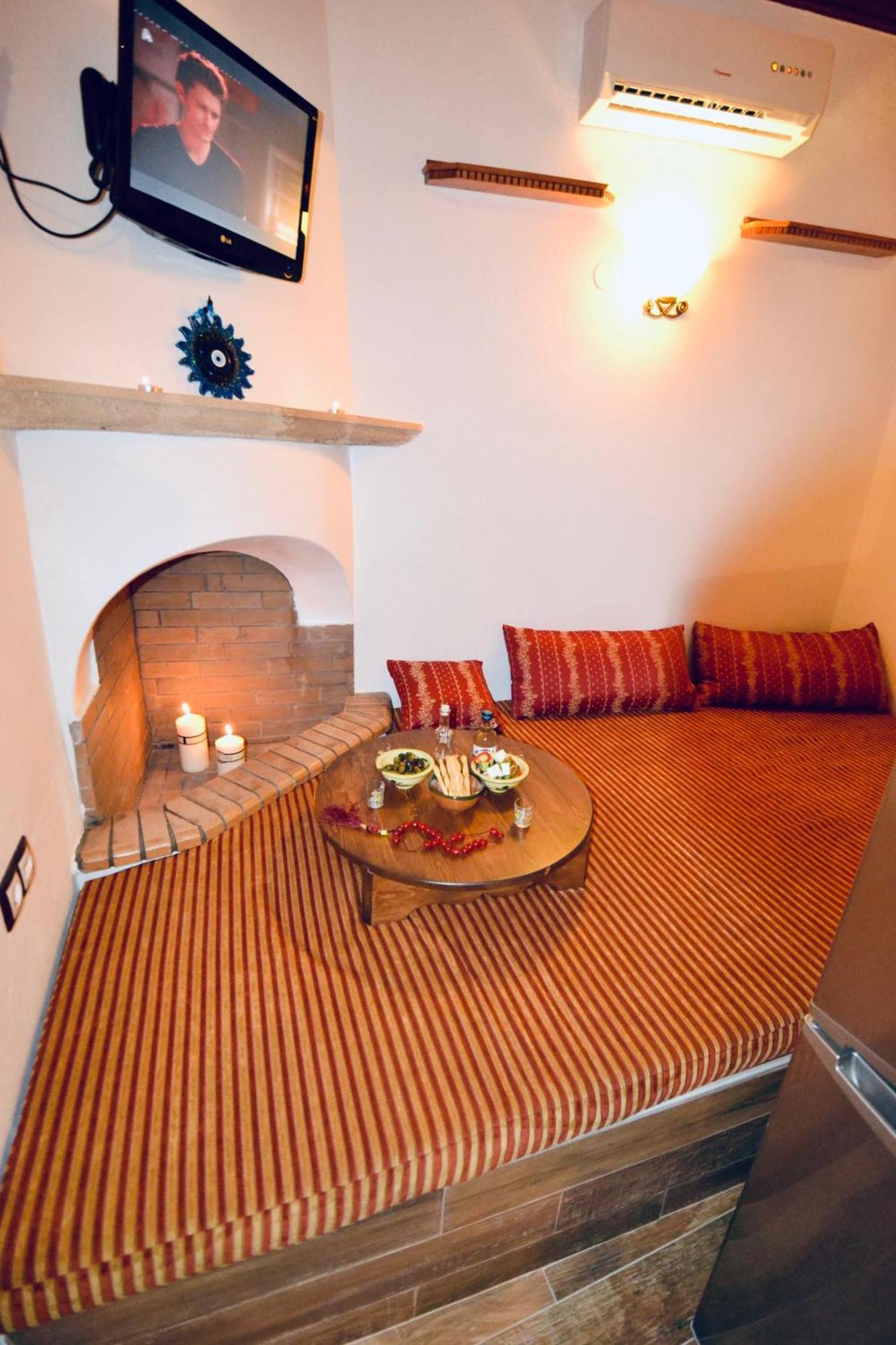 Villa Patitiri Traditional House With Hot Tub Archangelos  Eksteriør bilde
